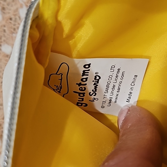 Sanrio Gudetama Pouch Bag - Picture 9 of 13